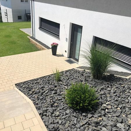 Moderne Ferienwohnung Mit Terrasse Und Garten Verwaltungsgemeinschaft Haldenwang ภายนอก รูปภาพ
