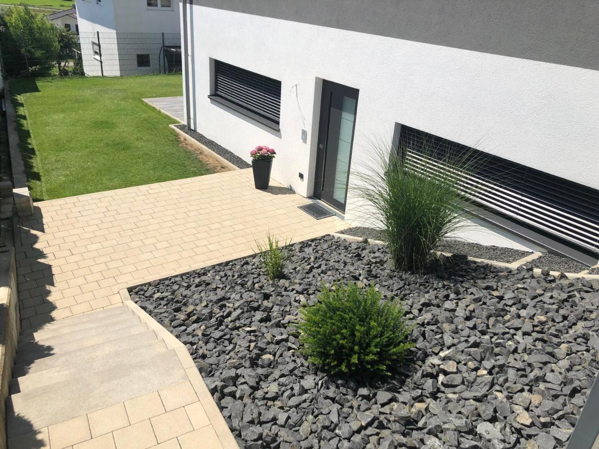 Moderne Ferienwohnung Mit Terrasse Und Garten Verwaltungsgemeinschaft Haldenwang ภายนอก รูปภาพ