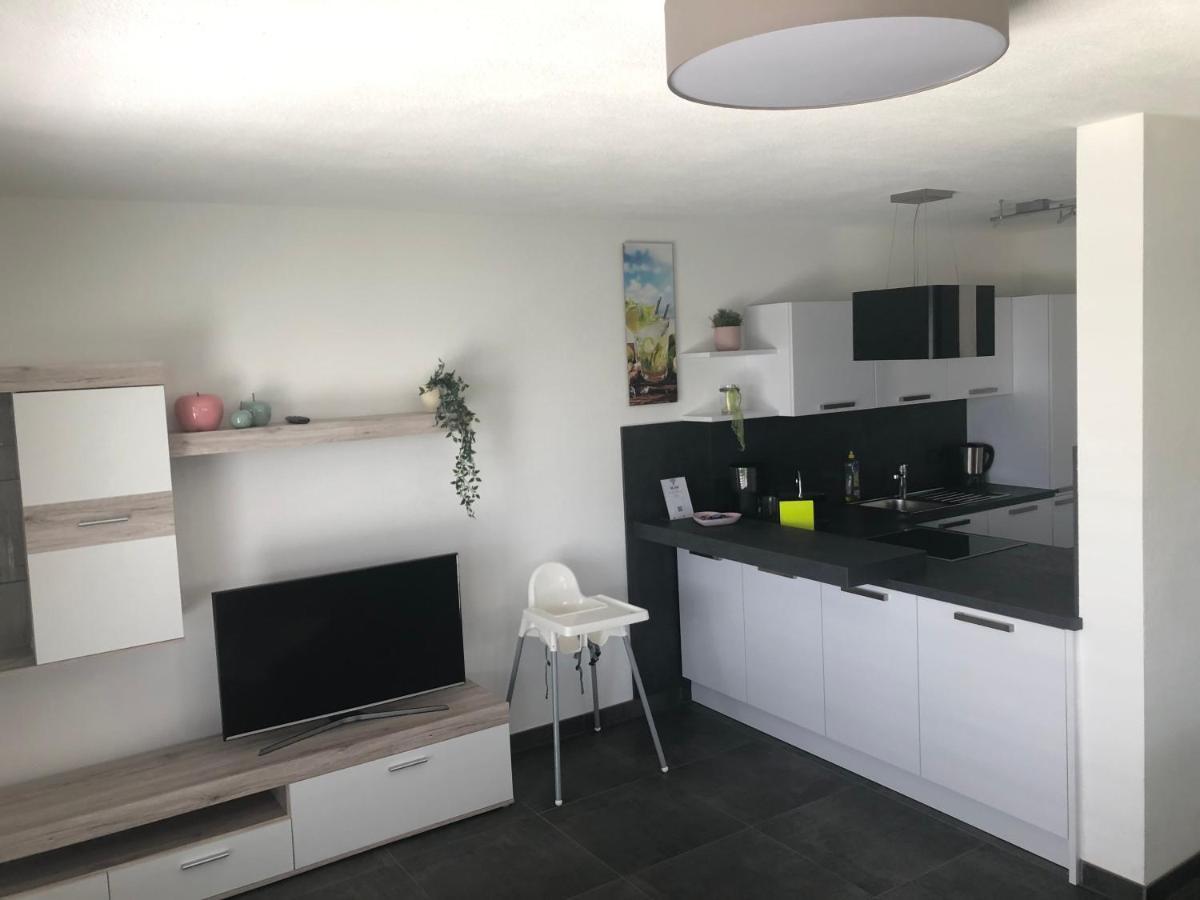 Moderne Ferienwohnung Mit Terrasse Und Garten Verwaltungsgemeinschaft Haldenwang ภายนอก รูปภาพ